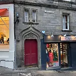 Cozy Apt At Edinburgh Castle, Parking